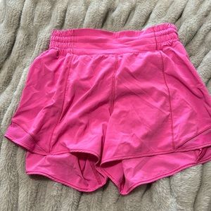 Lulu lemon high rise hotty hot shorts 4”